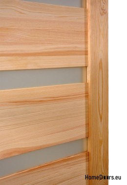 KIEFERNTÜREN BORKENKÄFER OCTAVE BS. ZIMMER 70